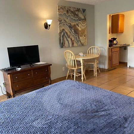 ווינצ'סטר Ans Inn & Suites מראה חיצוני תמונה