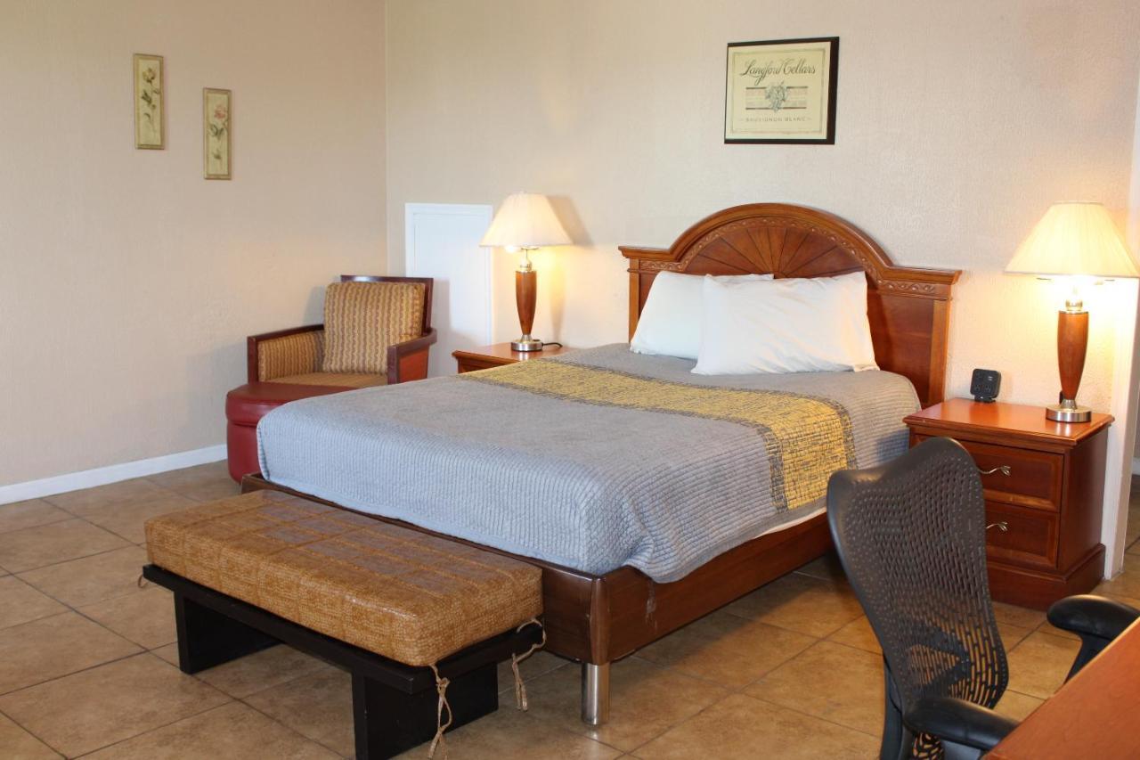 ווינצ'סטר Ans Inn & Suites מראה חיצוני תמונה